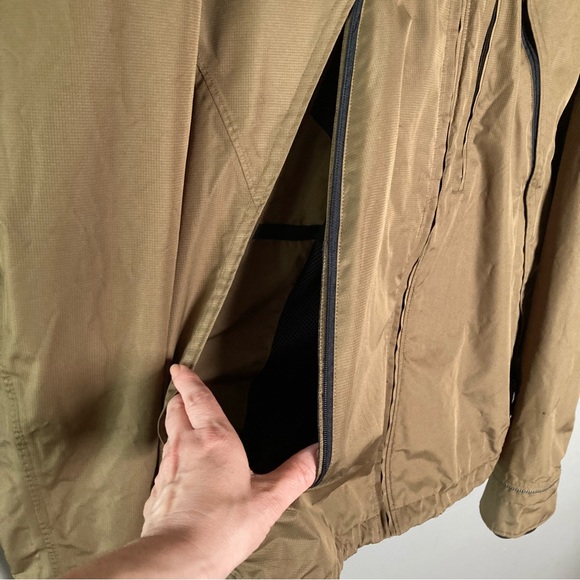 Asics Men's Lightweight performance jacket semi-fitted extra large brown - Picture 7 of 16